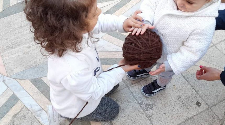 Al Villaggio per Crescere di Bagaladi si intrecciano fili di tessuto e comunità